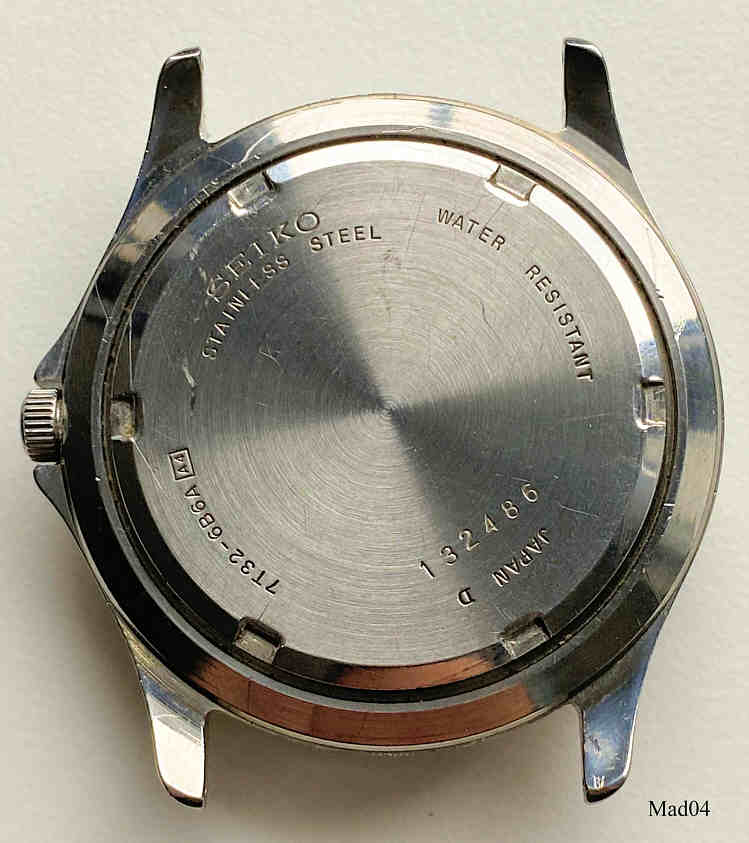 Mad04TaucherB